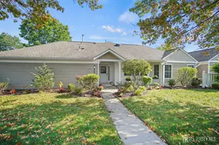 232 N Pondview Blvd, Monroe Township, NJ 08831 - Photo 1
