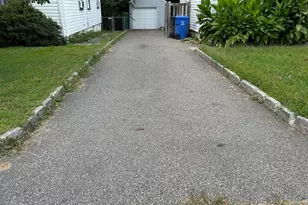 104 E Cliff Rd, Colonia, NJ 07067 - Photo 13