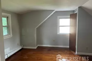 104 E Cliff Rd, Colonia, NJ 07067 - Photo 7