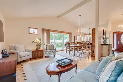 72 Stephenville Parkway, Edison, NJ 08820 - Photo 5