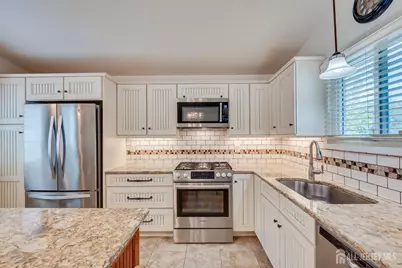 72 Stephenville Parkway, Edison, NJ 08820 - Photo 11