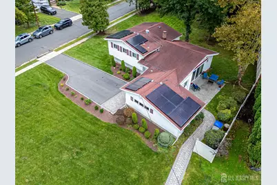 72 Stephenville Parkway, Edison, NJ 08820 - Photo 3