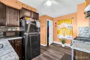 174 Suydam St, New Brunswick, NJ 08901 - Photo 9