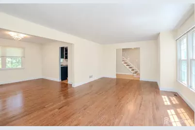 18 Parker Road, Plainsboro Township, NJ 08536 - Photo 7