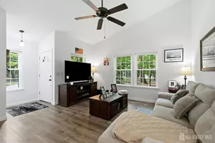 10 Bayberry Ct, Jackson, NJ 08527 - Photo 5