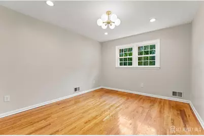 4 Redcoat Drive, East Brunswick Township, NJ 08816 - Photo 15