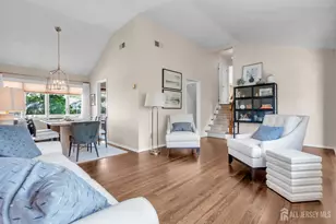 104 Tracy Dr, Fords, NJ 08863 - Photo 5