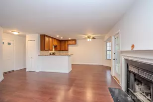 250 Crosspointe Dr, East Brunswick Township, NJ 08816 - Photo 11