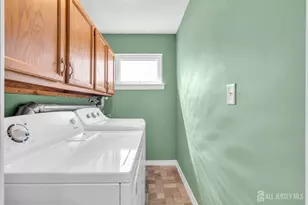 80 Throckmorton Ln, Old Bridge Township, NJ 08857 - Photo 9