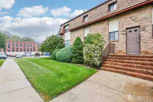 1203 N Oaks Blvd, North Brunswick Township, NJ 08902 - Photo 1