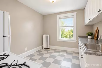 213 S Main Street, Milltown, NJ 08850 - Photo 15