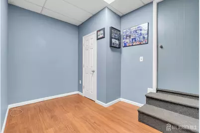 21 McGuire Street, Menlo Park Terrace, NJ 08840 - Photo 19