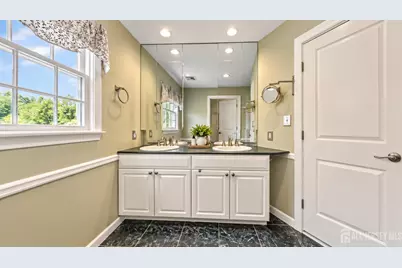 72 Central Avenue, East Brunswick Township, NJ 08816 - Photo 17