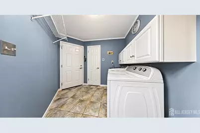 72 Central Avenue, East Brunswick Township, NJ 08816 - Photo 11
