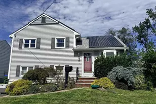 43 Heathcote Ave, Edison, NJ 08817 - Photo 1