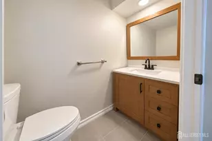 64 Almond Dr, Franklin Township, NJ 08873 - Photo 5
