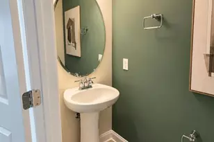 220 Lyla Ln, New Brunswick, NJ 08901 - Photo 7