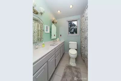 75 Boulevard West, Old Bridge Township, NJ 07735 - Photo 17