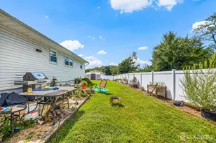 233 Shirley Pkwy, Piscataway Township, NJ 08854 - Photo 35