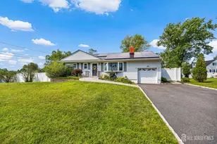 233 Shirley Pkwy, Piscataway Township, NJ 08854 - Photo 3