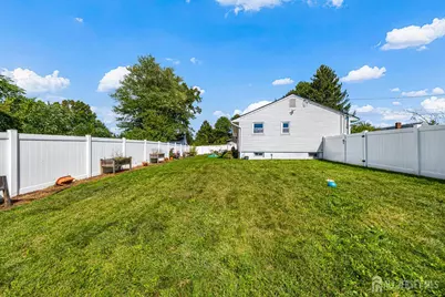 233 Shirley Parkway, Piscataway Township, NJ 08854 - Photo 33