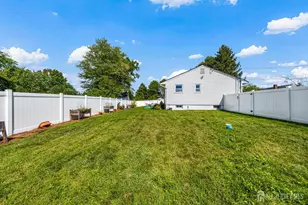 233 Shirley Pkwy, Piscataway Township, NJ 08854 - Photo 33
