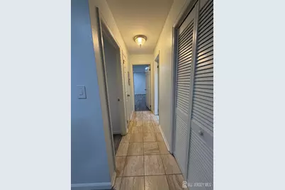 406 Woodhaven Drive, Edison, NJ 08817 - Photo 19
