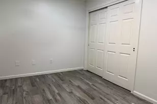 406 Woodhaven Dr, Edison, NJ 08817 - Photo 19