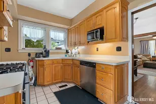 23 Reed Street, Edison, NJ 08817 - Photo 9