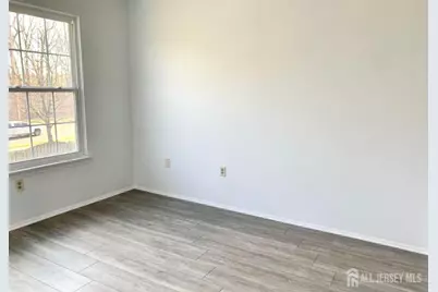 14 Delikat Lane, Sayreville, NJ 08872 - Photo 11