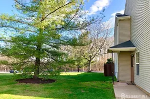 14 Delikat Ln, Sayreville, NJ 08872 - Photo 3