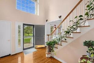 74 MacFarlane Cir, Monroe Township, NJ 08831 - Photo 5