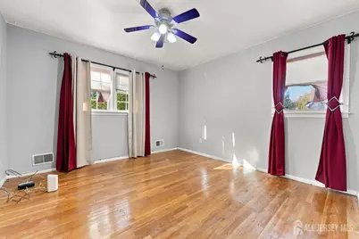 26 Chandler Road, Edison, NJ 08820 - Photo 11
