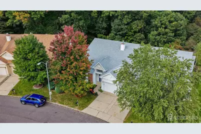 22 Stonewyck Place, Monroe Township, NJ 08831 - Photo 5