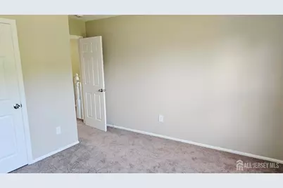 9 NE Pinetree Court, Monroe Township, NJ 08831 - Photo 25