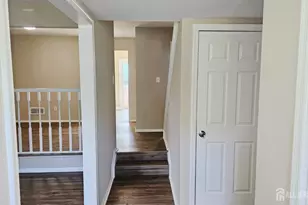 9 NE Pinetree Ct, Monroe Township, NJ 08831 - Photo 3