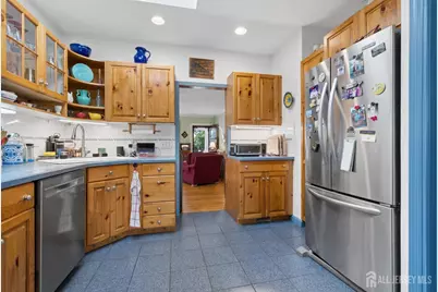 49 Laurel Avenue, Franklin Township, NJ 08525 - Photo 17