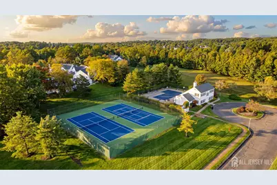 15 Hawthorne Court, Freehold, NJ 07728 - Photo 31