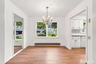 636 Yale Way, Monroe Township, NJ 08831 - Photo 11