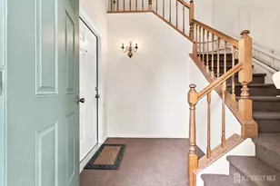 636 Yale Way, Monroe Township, NJ 08831 - Photo 3