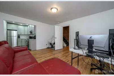 548 Bramhall Avenue, Jersey City, NJ 07304 - Photo 17