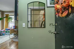548 Bramhall Ave, Jersey City, NJ 07304 - Photo 3