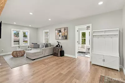 [Address not provided], Woodbridge Township, NJ 07095 - Photo 7