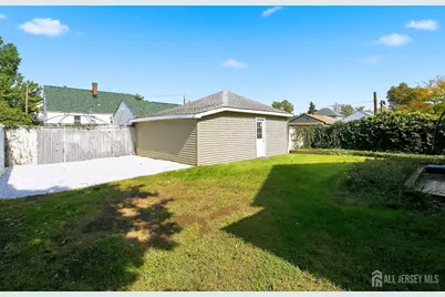 [Address not provided], Woodbridge Township, NJ 07095 - Photo 23