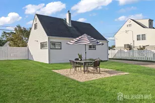[Address not provided], Sayreville, NJ 08872 - Photo 23