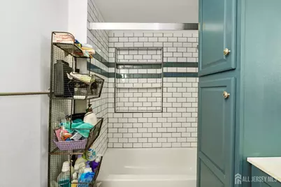 [Address not provided], Piscataway Township, NJ 08854 - Photo 11