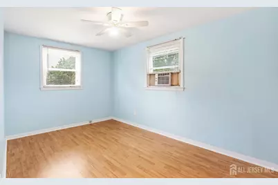 65 Campbell Avenue #Flr 2, Edison, NJ 08817 - Photo 17