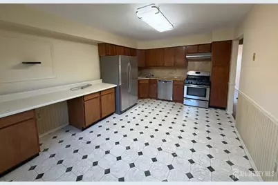 2707 Merrywood Drive, Edison, NJ 08817 - Photo 23