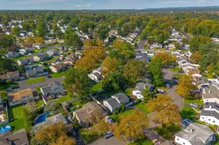 55 Starlight Dr, Colonia, NJ 07067 - Photo 31