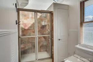 5 Hollywood St, Edison, NJ 08820 - Photo 29
